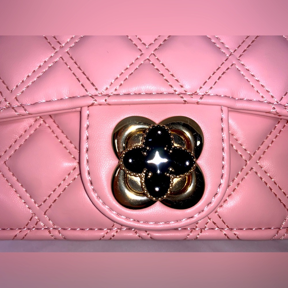 Pink waffle style handbag